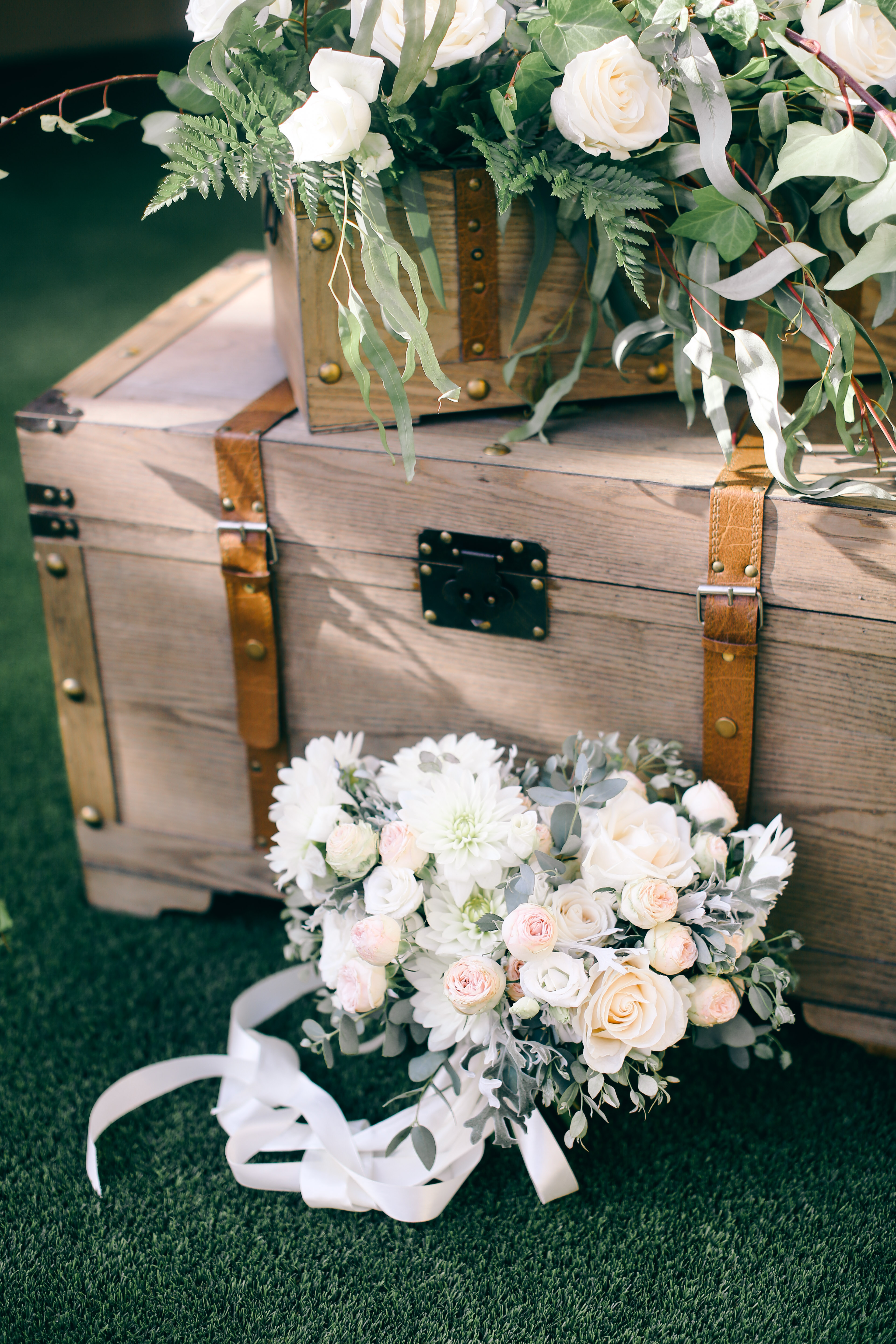 Book your wedding day in GF VICTORIA
